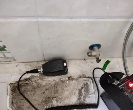 定海屋顶漏水维修公司分享下卫生间漏水的危害及解决方法